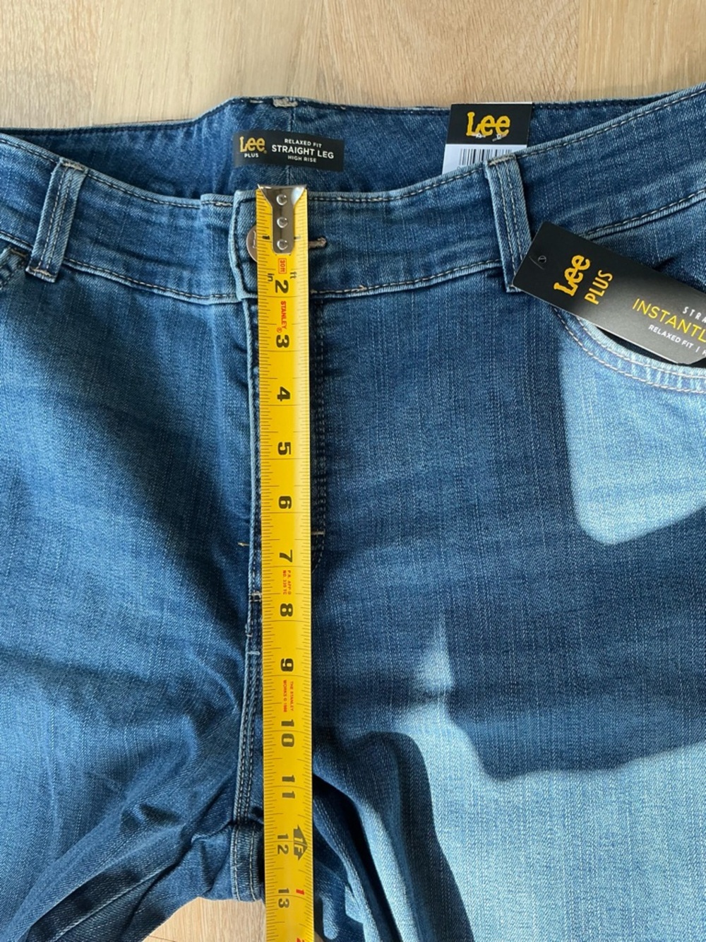 NWT! LEE Plus Relaxed Fit Straight Leg High Rise Slimming Jeans Women’s Size 18W - Picture 9 of 15